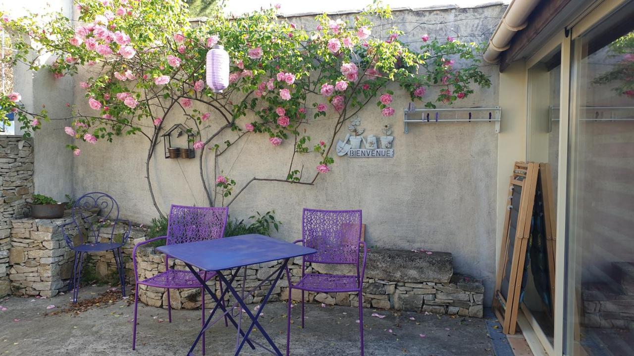 Pause Couleur Lavandula Roussas Exterior photo