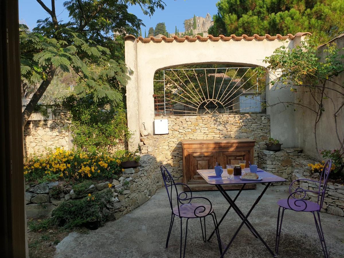 Pause Couleur Lavandula Roussas Exterior photo