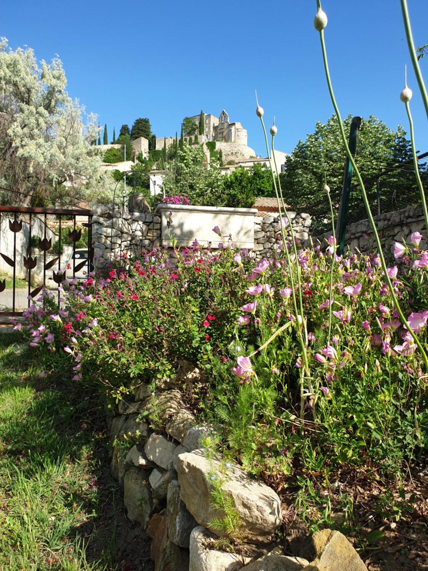 Pause Couleur Lavandula Roussas Exterior photo